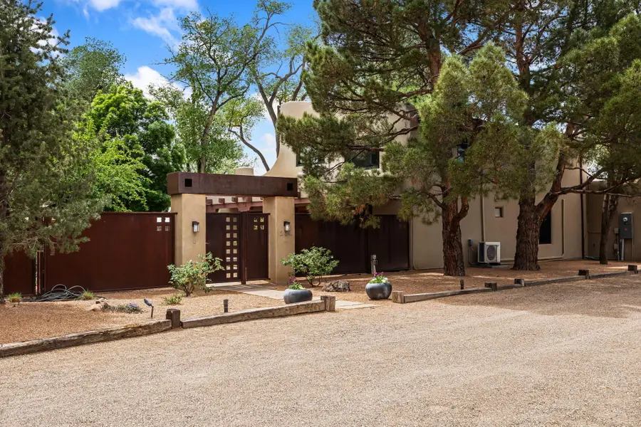 204 Tierra Del Sol Nw, Albuquerque, NM 87114 - #3