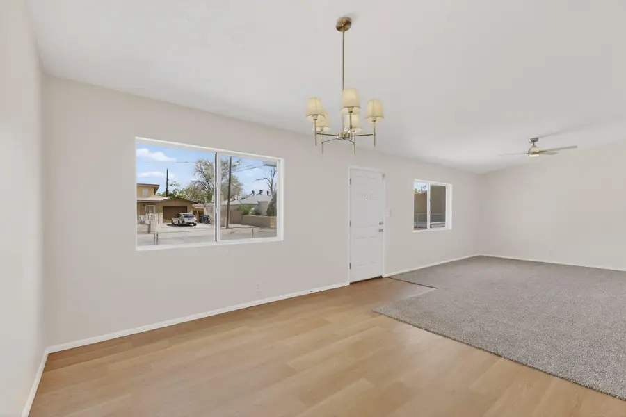 108 Garfield Avenue Se, Albuquerque, NM 87102 - #3
