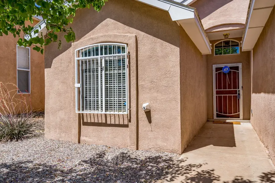 6815 Calle Cielo Sw, Albuquerque, NM 87121 - #2
