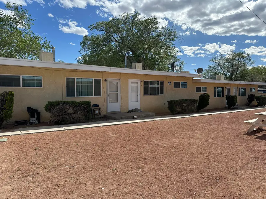 421 E Chama Street Se #4, Albuquerque, NM 87108 - #3