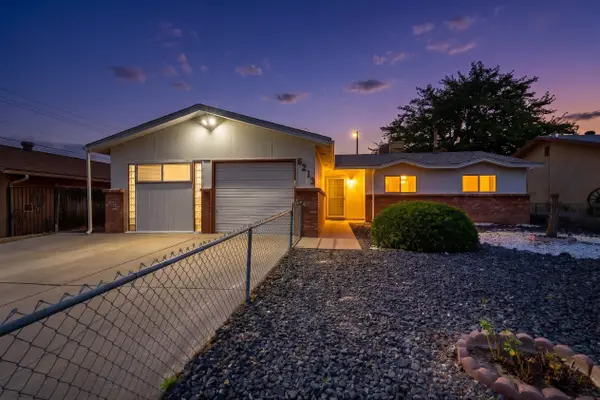6213 Avenida La Costa Ne, Albuquerque, NM 87109