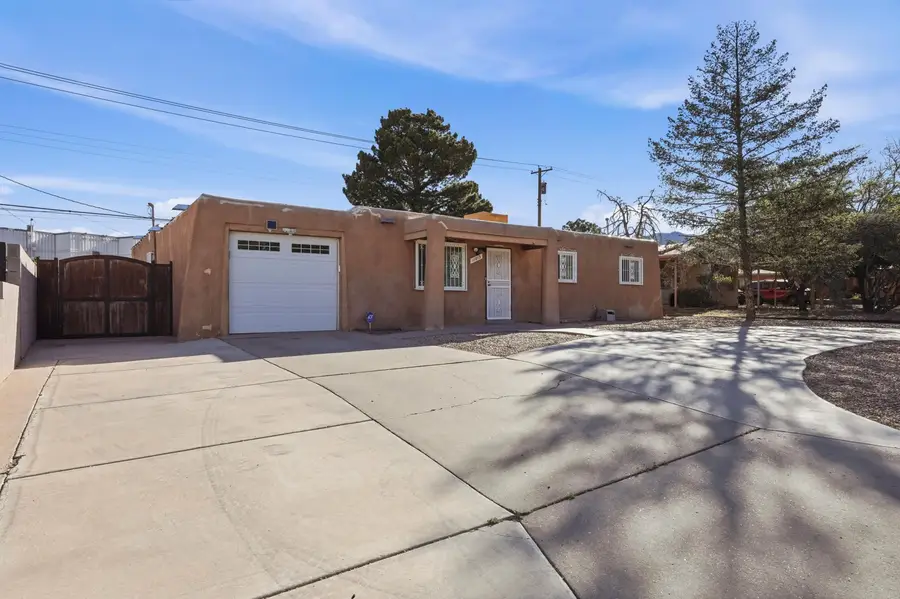 11813 San Jacinto Avenue Ne, Albuquerque, NM 87123 - #3