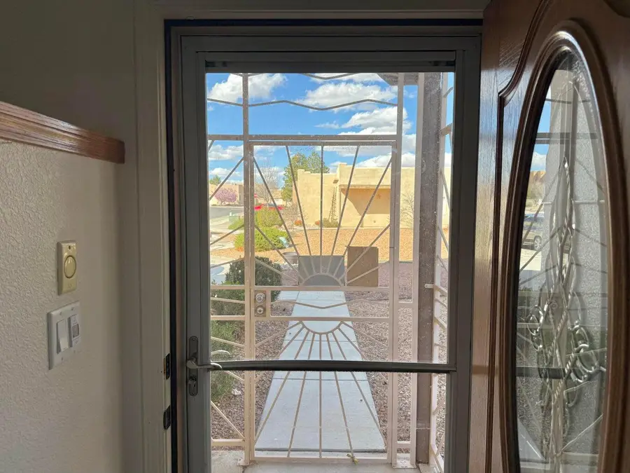 3324 Rio Fonda Sw, Albuquerque, NM 87121 - #2