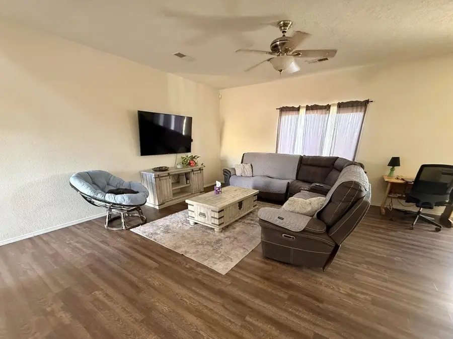 3324 Rio Fonda Sw, Albuquerque, NM 87121 - #3