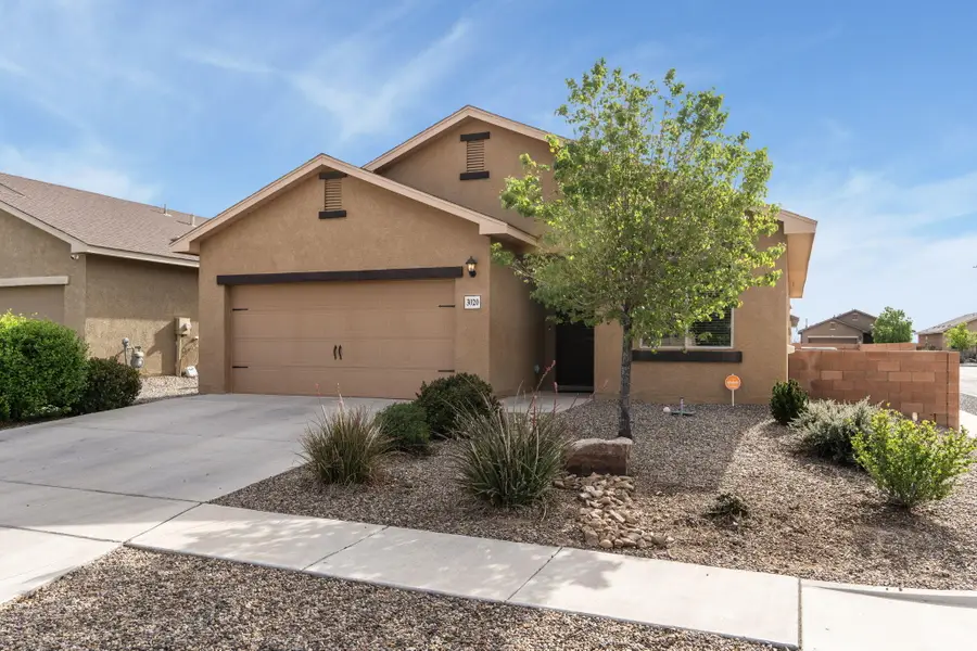 3020 Bosque De Oro Drive Sw, Albuquerque, NM 87121 - #2
