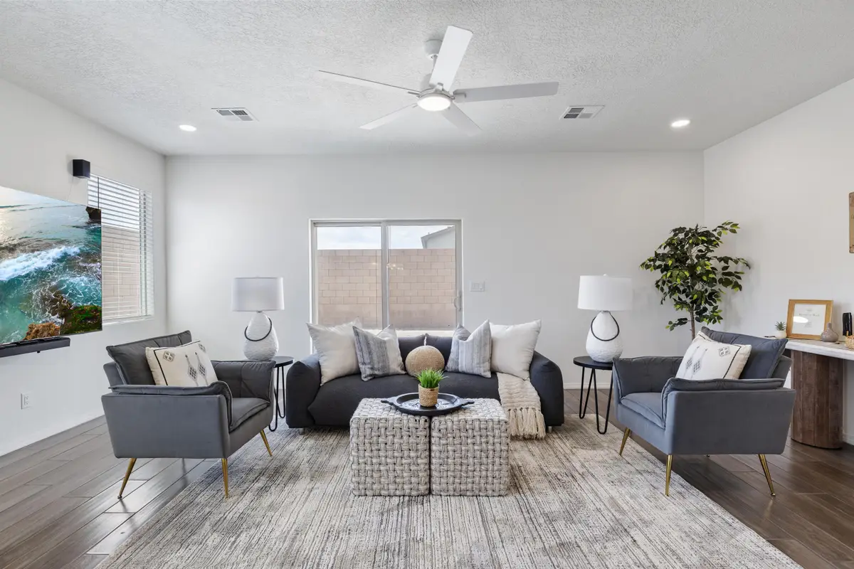 6200 N White Hawk Drive Ne, Rio Rancho, NM 87144 - #1