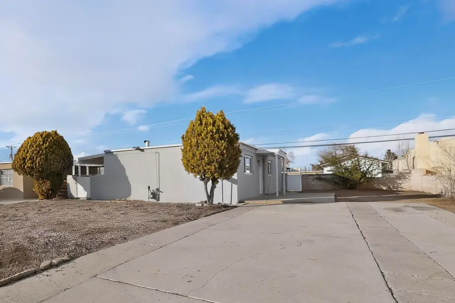 5105 Comanche Road Ne, Albuquerque, NM 87110 - #3