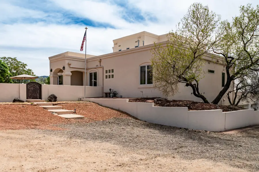 11402 Oakland Avenue Ne, Albuquerque, NM 87122 - #2