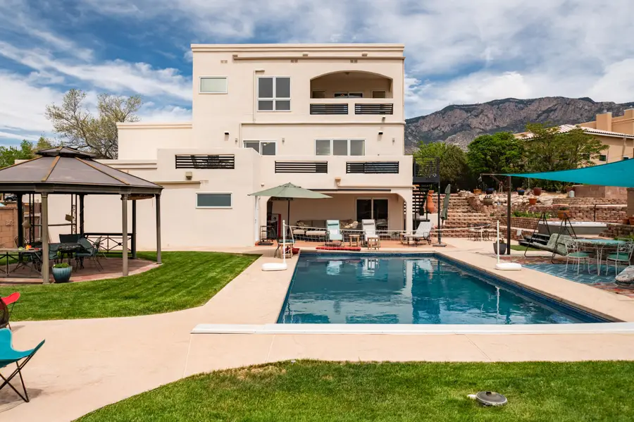 11402 Oakland Avenue Ne, Albuquerque, NM 87122 - #3