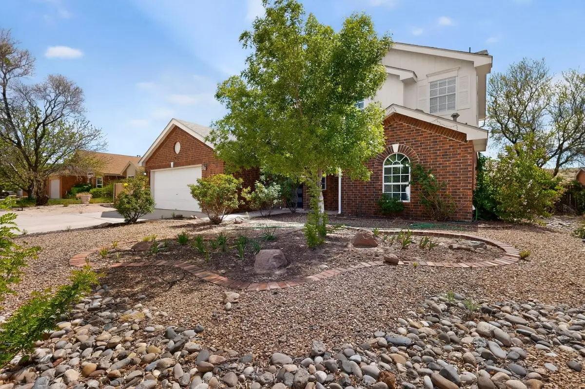 76 Juniper Avenue, Los Lunas, NM 87031 - #1