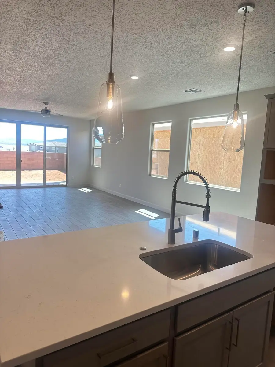 4120 Emerson Drive Ne, Rio Rancho, NM 87144 - #3