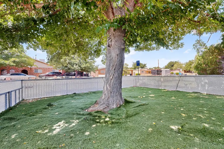 222 64th Street Nw, Albuquerque, NM 87105 - #2