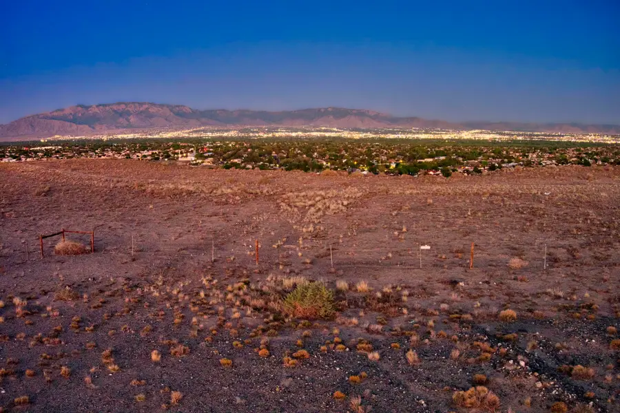 7904 Kibo Drive Nw, Albuquerque, NM 87120 - #2