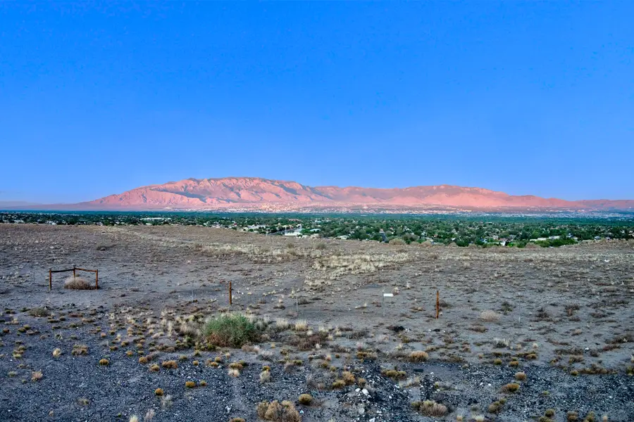 7904 Kibo Drive Nw, Albuquerque, NM 87120 - #3