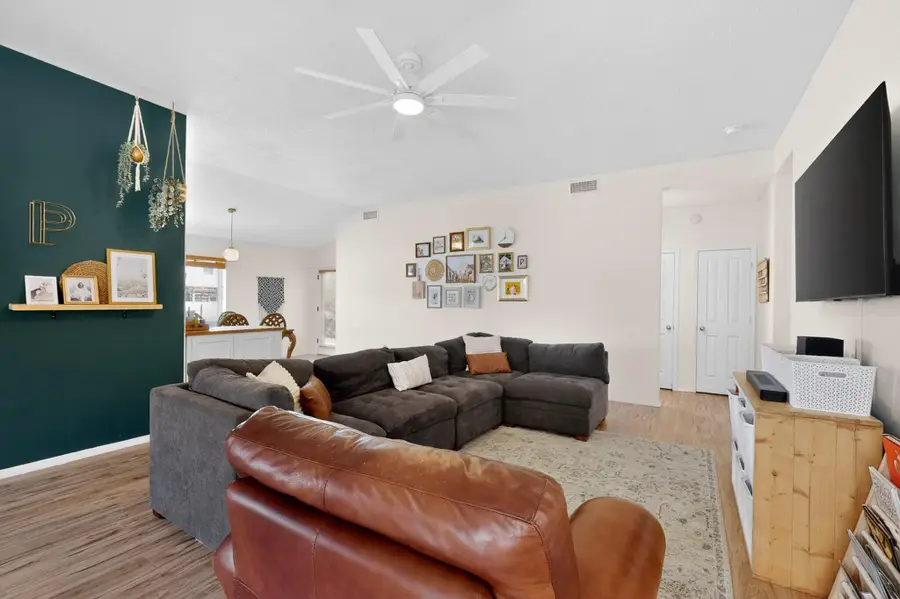 6215 Avenida Madrid Nw, Albuquerque, NM 87114 - #3