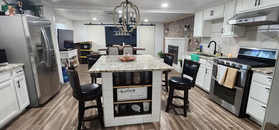 1903 Sanford Avenue Sw, Albuquerque, NM 87105 - #3