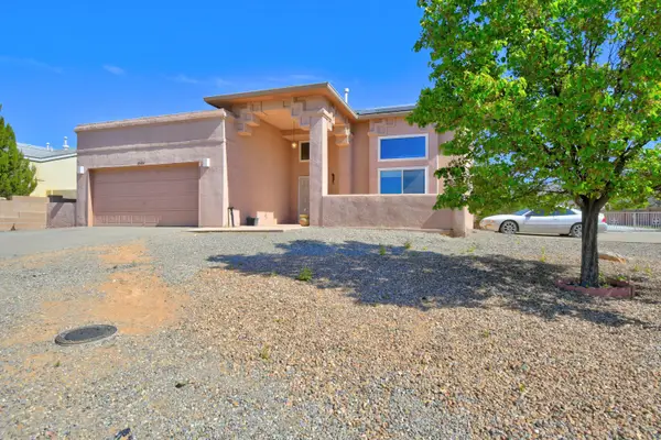 2524 Manzano Loop Ne, Rio Rancho, NM 87144