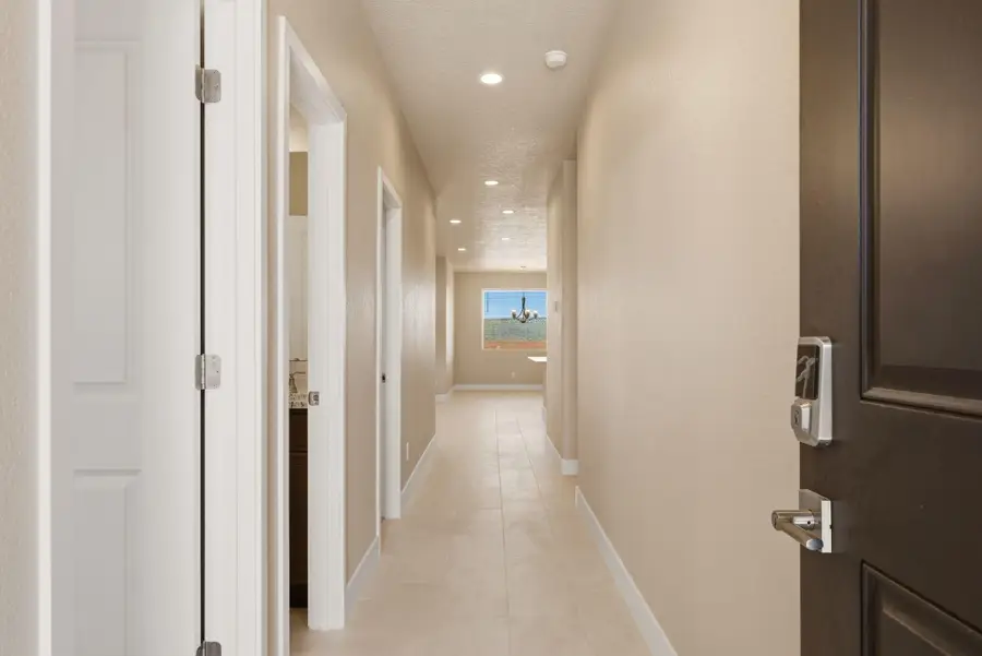 4305 Mountain Trail Loop Ne, Rio Rancho, NM 87144 - #3