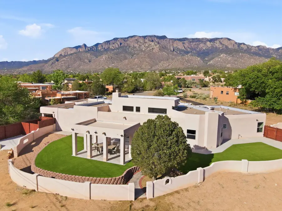 1724 Quail Run Court Ne, Albuquerque, NM 87122 - #2