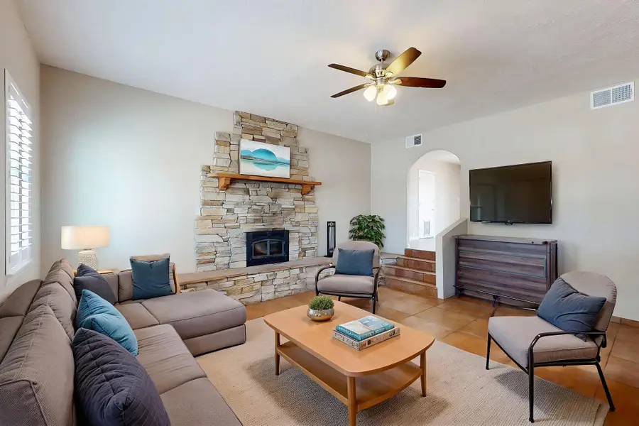 9207 Edith Boulevard Ne, Albuquerque, NM 87113 - #3