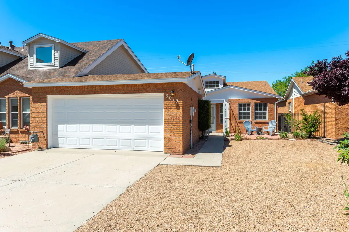 5019 Calle De Carino Ne, Albuquerque, NM 87111 - #1