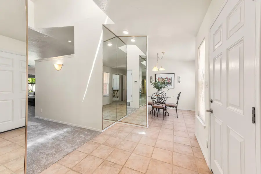 5019 Calle De Carino Ne, Albuquerque, NM 87111 - #3