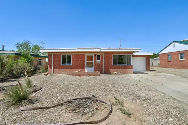 907 Manzano Street Ne, Albuquerque, NM 87110
