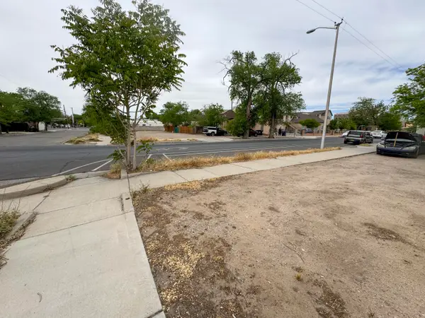 820 3rd Street Nw, Albuquerque, NM 87102