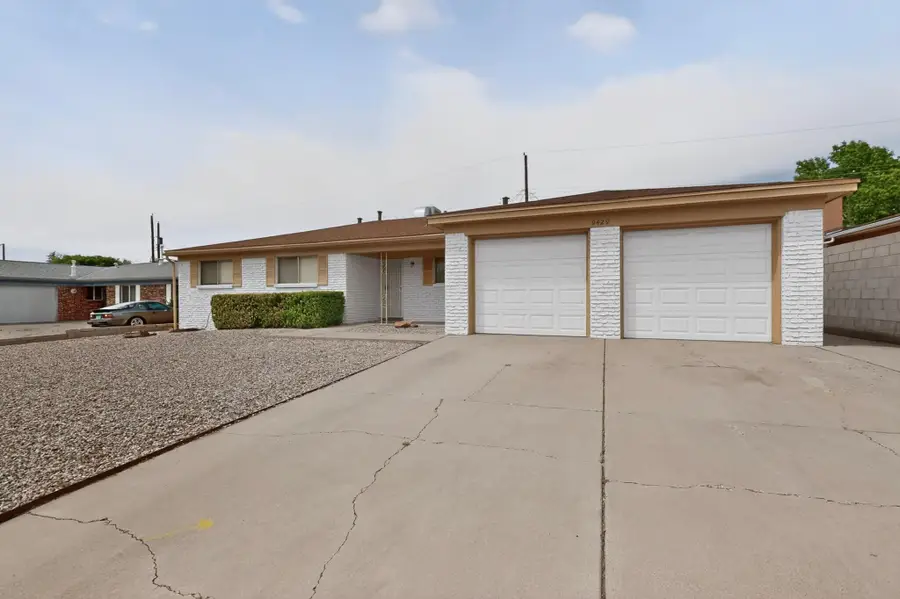9429 Dona Marguerita Avenue Ne, Albuquerque, NM 87111 - #2