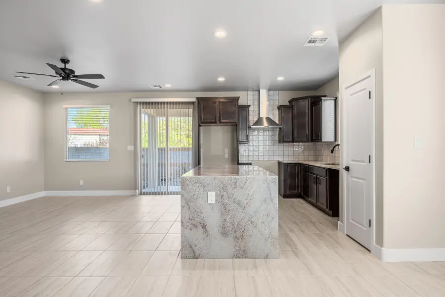 4404 Wymont Circle Ne, Albuquerque, NM 87109 - #2