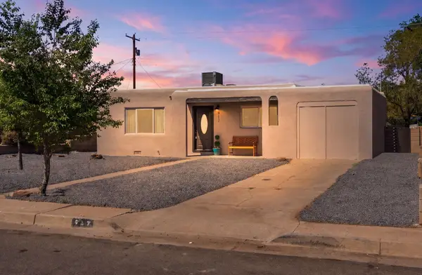 917 California Street Se, Albuquerque, NM 87108