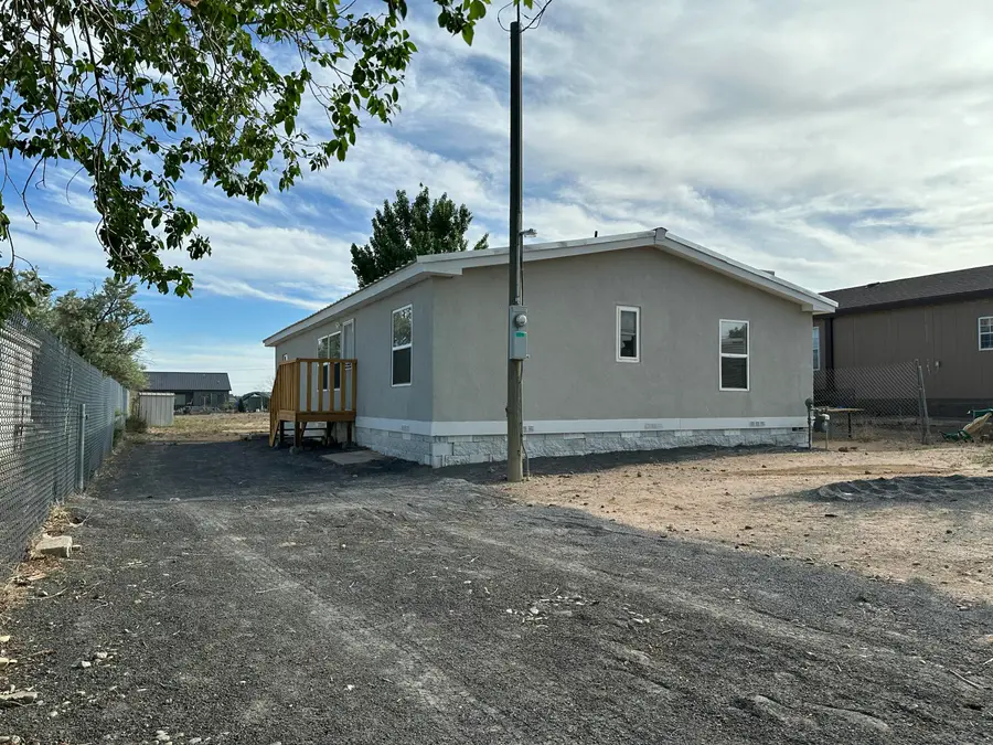 908 10th Avenue Ne, Rio Rancho, NM 87144 - #2