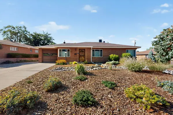 8724 Phoenix Avenue Ne, Albuquerque, NM 87112