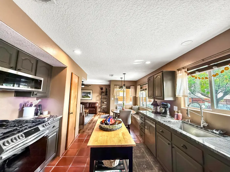 4528 Ambrose Alday Loop Se, Rio Rancho, NM 87124 - #3