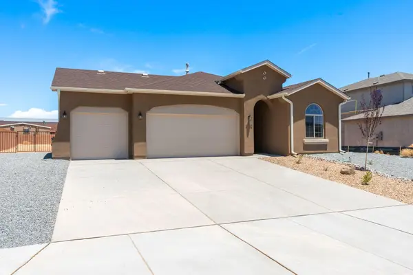 3730 Santa Fe Trail Sw, Los Lunas, NM 87031