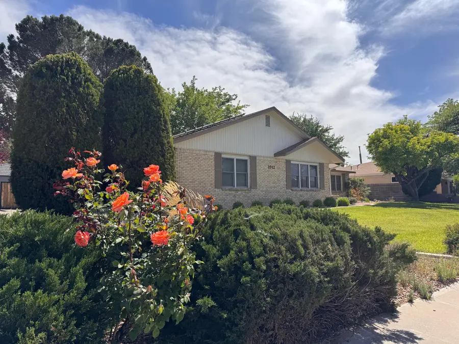 2512 Cutler Avenue Ne, Albuquerque, NM 87106 - #2