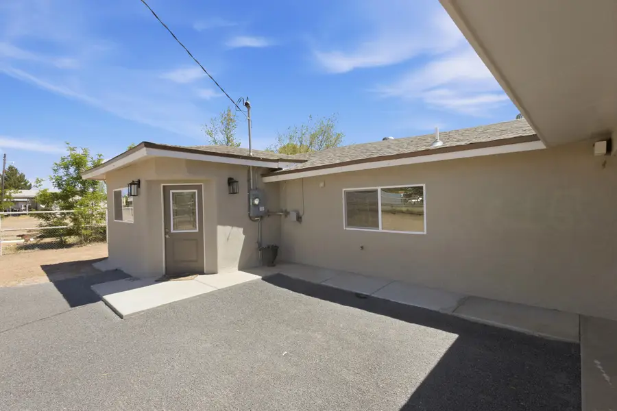 661 Jarales Road #A, Belen, NM 87002 - #2