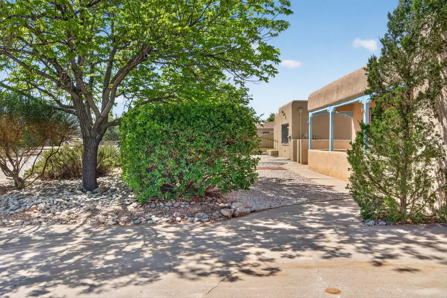 2105 Madeira Drive Ne, Albuquerque, NM 87110 - #2