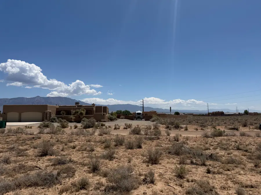 1917 Eucalyptus Road Ne, Rio Rancho, NM 87144 - #2