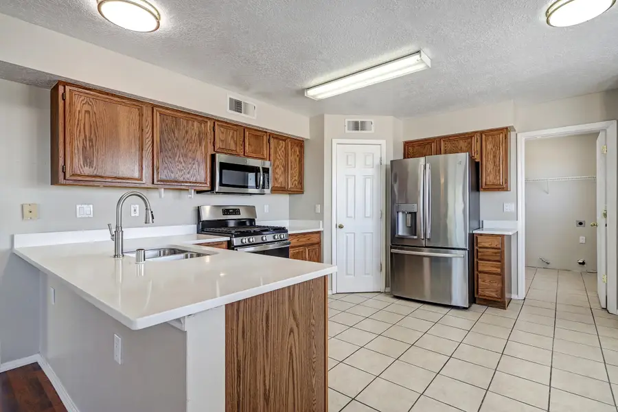11 Apache Plume Road, Los Lunas, NM 87031 - #3