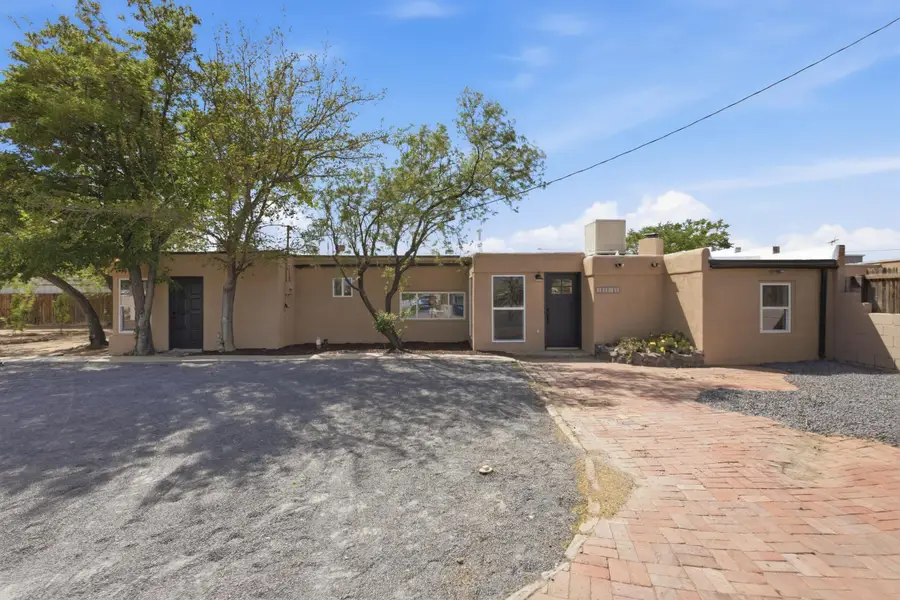 3907 3rd Street Nw, Albuquerque, NM 87107 - #3