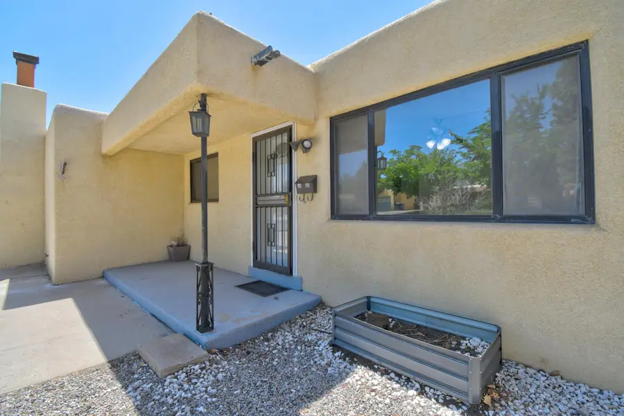 1833 Illinois Street Ne, Albuquerque, NM 87110 - #2