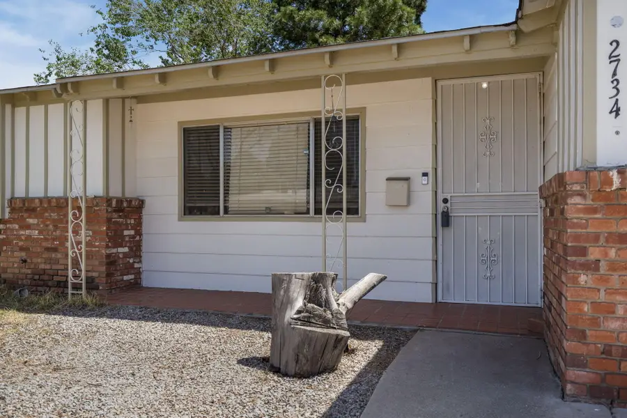 2734 Dallas Street Ne, Albuquerque, NM 87110 - #3