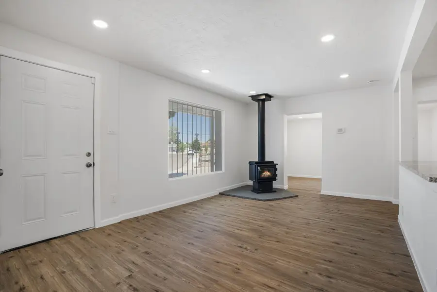 9516 Cordova Avenue Ne, Albuquerque, NM 87112 - #3