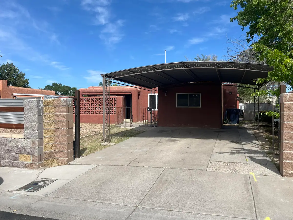 422 Chama Street Ne, Albuquerque, NM 87108 - #1