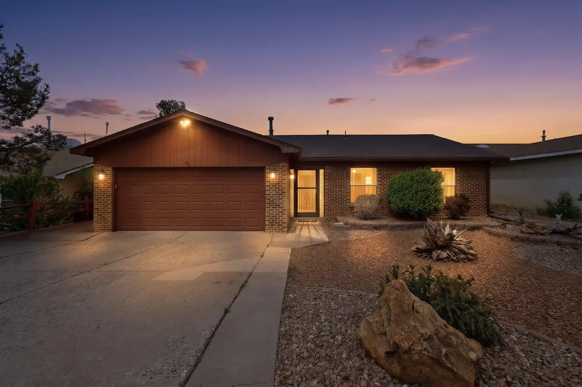 203 Monte Largo Drive Ne, Albuquerque, NM 87123 - #1