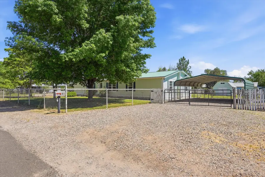 8 Phillips Drive, Los Lunas, NM 87031 - #3
