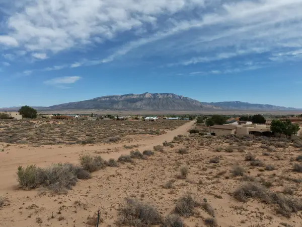 6308 Honduras Road Ne, Rio Rancho, NM 87144