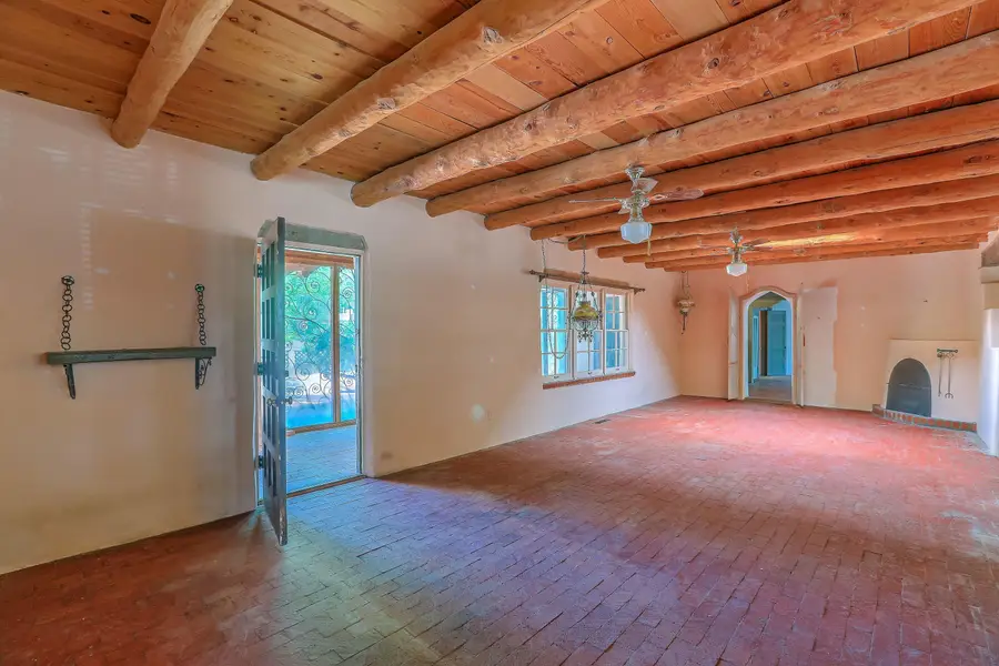 509 Chamiso Lane Nw, Los Ranchos De Albuquerque, NM 87107 - #3