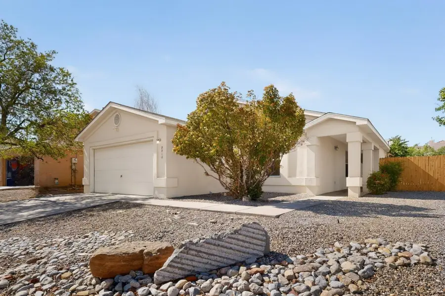 8310 Rancho Paraiso Nw, Albuquerque, NM 87114 - #2